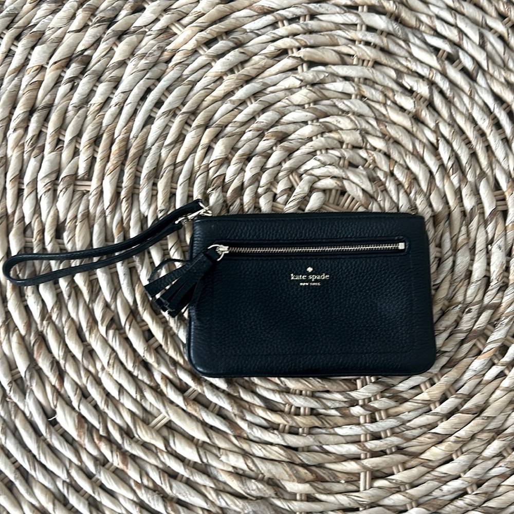 Kate Spade wristlet black